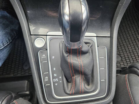 2015 Volkswagen Golf GTI S