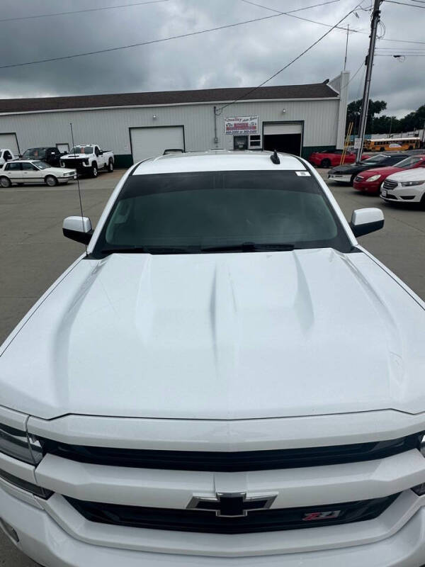 2016 Chevrolet Silverado 1500 LT Z71 photo 13