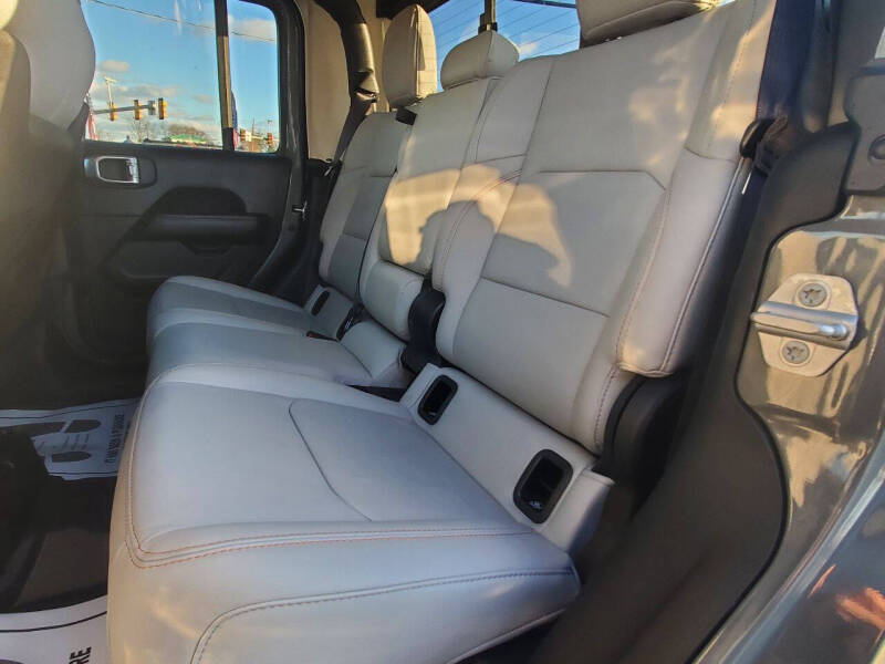 2021 Jeep Gladiator Mojave