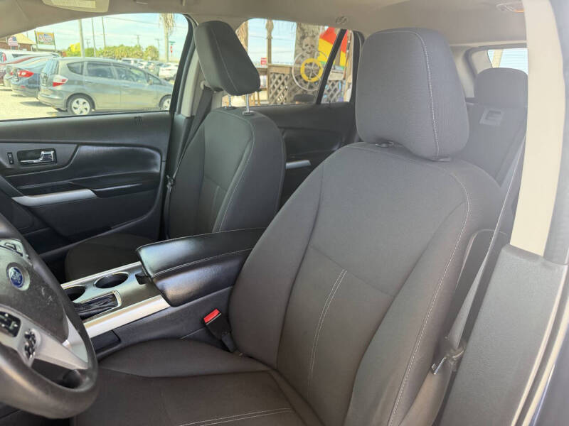2012 Ford Edge SE