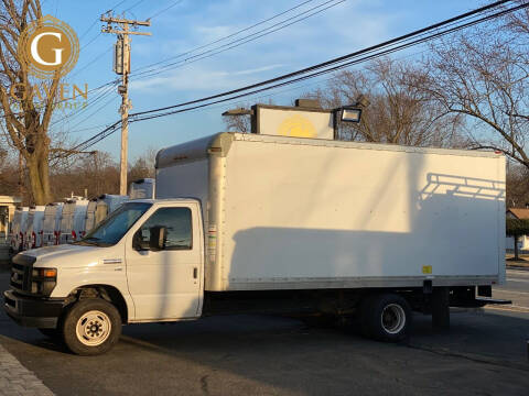 2014 Ford E-Series Chassis for sale at Gaven Commercial Truck Center in Kenvil NJ