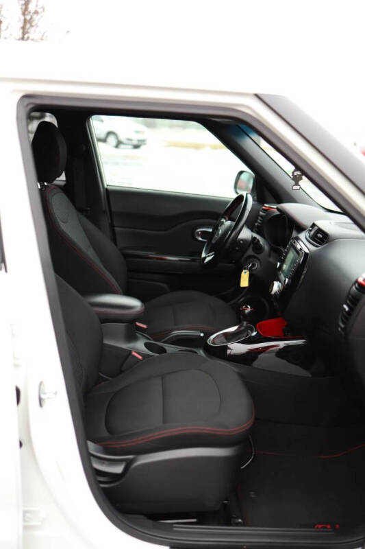 2014 Kia Soul +