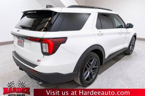 2025 Ford Explorer ST
