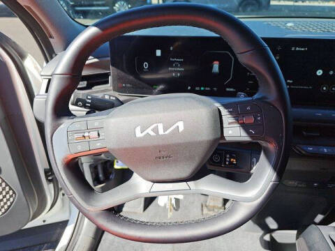 2024 Kia EV9 Light Long Range