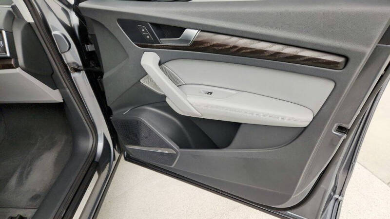 2019 Audi Q5 quattro Premium Plus 45 TFSI