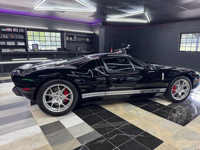2005 Ford GT