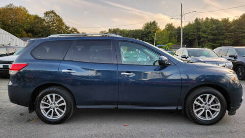 2015 Nissan Pathfinder SV