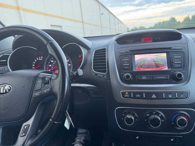 2015 Kia Sorento LX