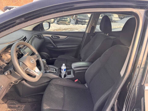 2020 Nissan Rogue Sport S