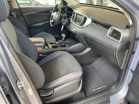 2019 Kia Sorento LX