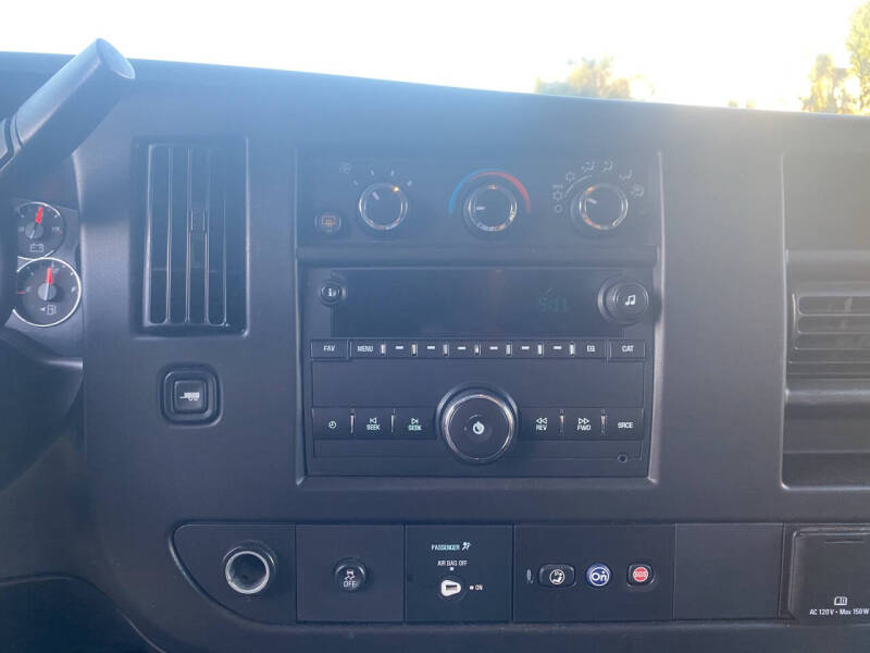 2019 Chevrolet Express LS 2500