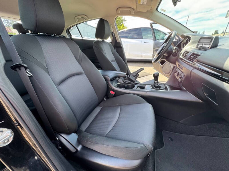 2014 Mazda MAZDA3 i Sport