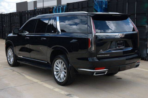 2023 Cadillac Escalade ESV Luxury