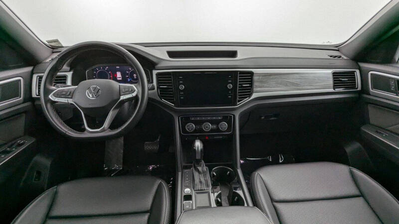 2023 Volkswagen Atlas Cross Sport SE