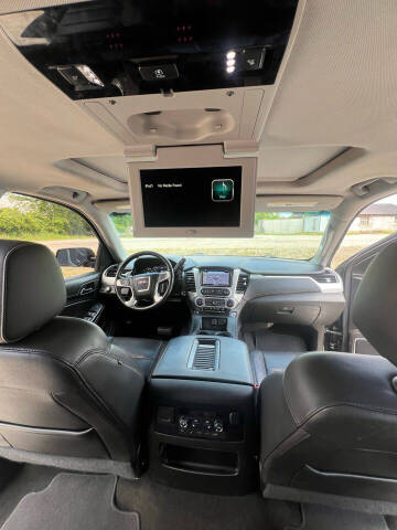 2017 GMC Yukon XL SLT