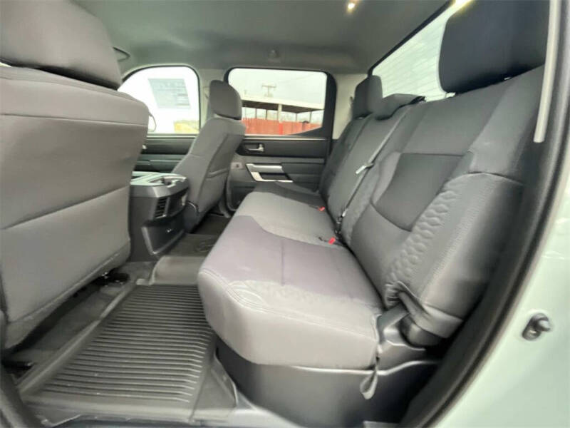 2024 Toyota Tundra SR5