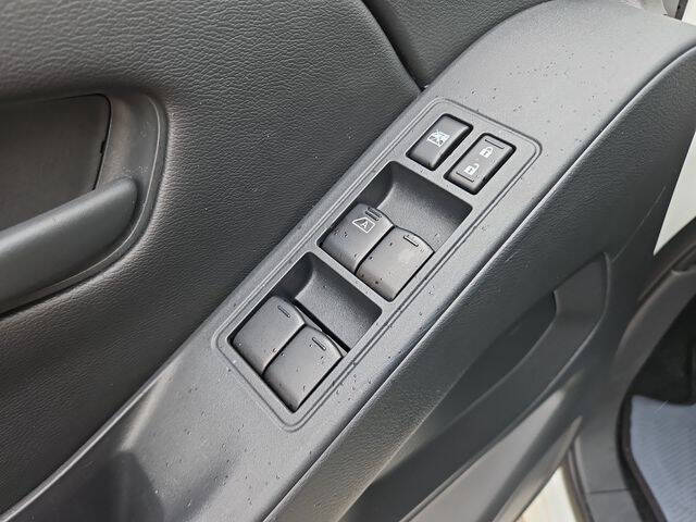 2025 Nissan Frontier S
