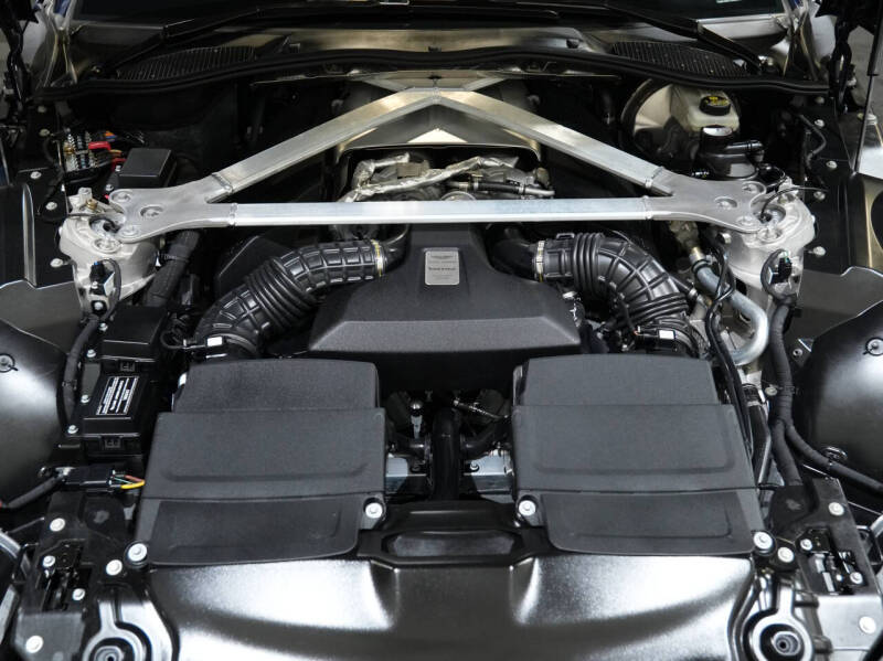 2020 Aston Martin Vantage