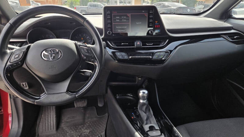 2019 Toyota C-HR LE