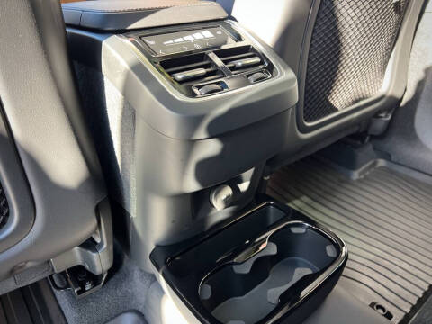 2024 Volvo XC90 B6 Plus Bright Theme 6P