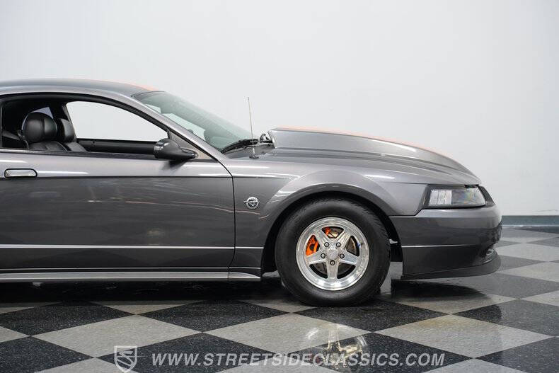 2004 Ford Mustang GT Deluxe