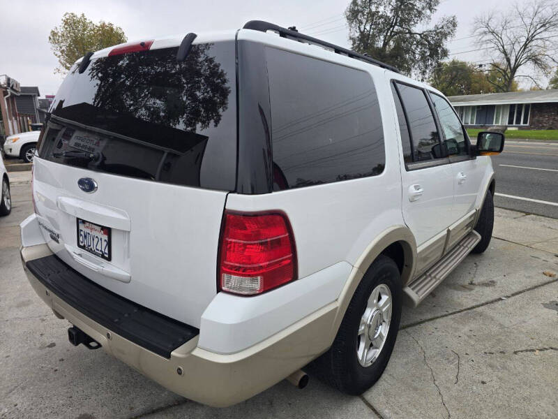 2005 Ford Expedition Eddie Bauer