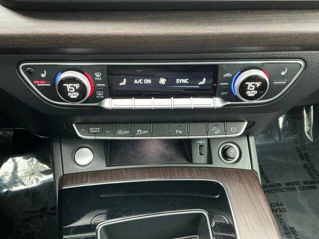 2022 Audi Q5 quattro Premium 40 TFSI