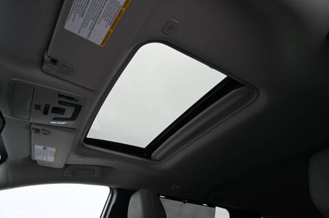 2025 Toyota Sienna XLE 8-Passenger