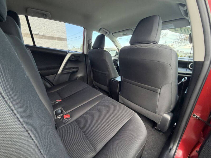 2014 Toyota RAV4 LE
