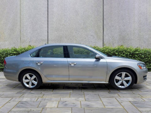 2012 Volkswagen Passat SE PZEV