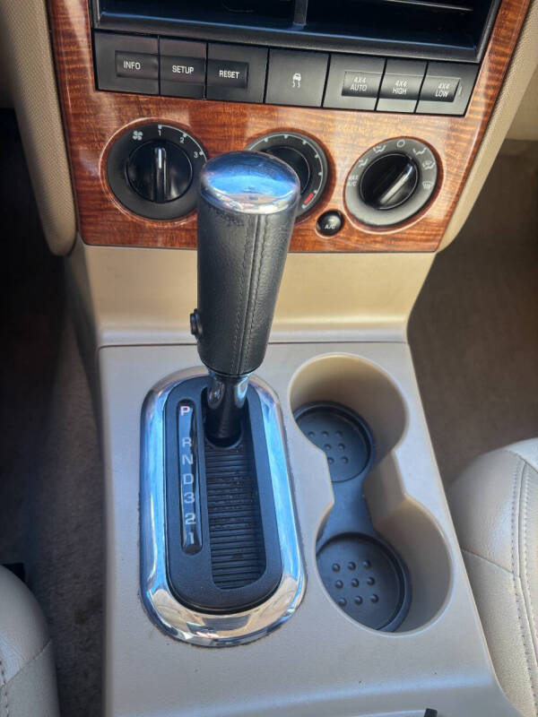 2007 Ford Explorer Eddie Bauer