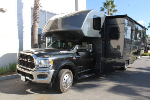 Dynamax Isata 3 Image