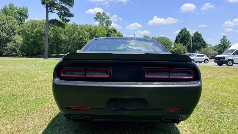 2020 Dodge Challenger SXT