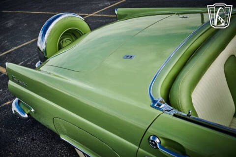 1956 Ford Thunderbird
