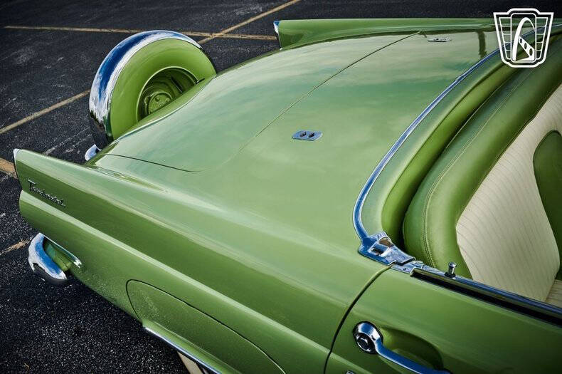 1956 Ford Thunderbird