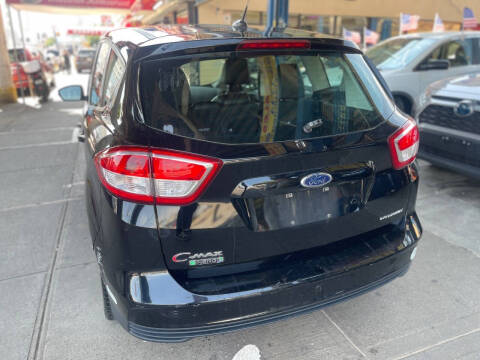 2017 Ford C-MAX Energi Titanium