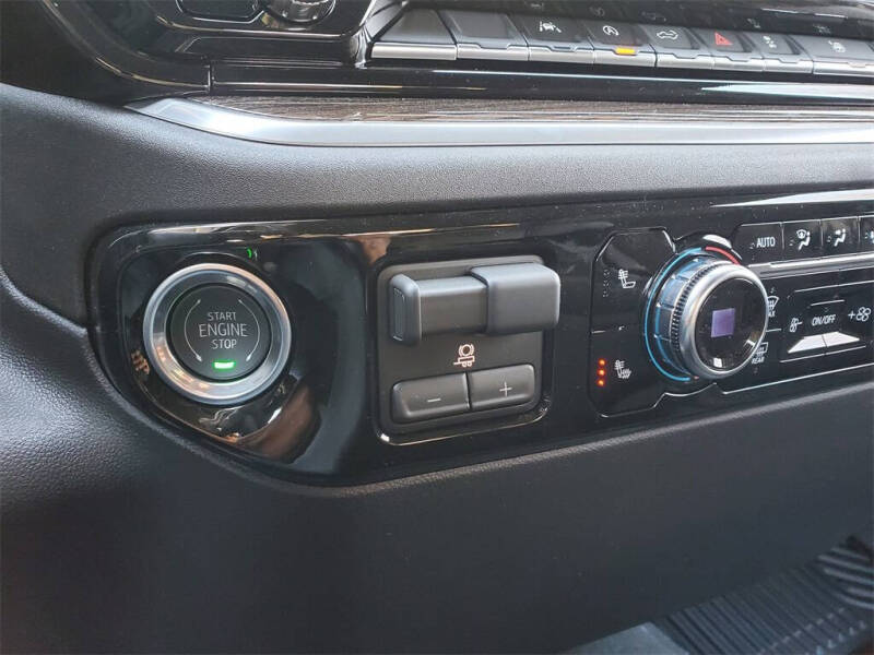 2026 GMC Sierra 1500 Elevation Standard