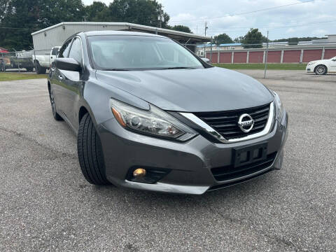 2017 Nissan Altima for sale at RPM AUTO LAND in Anniston AL