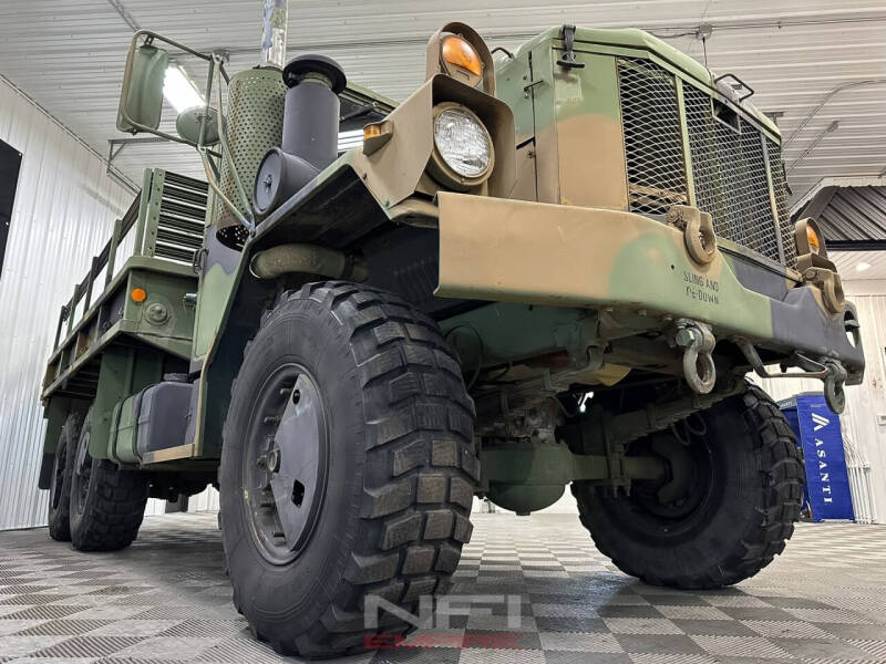 1990 AM General M35A2