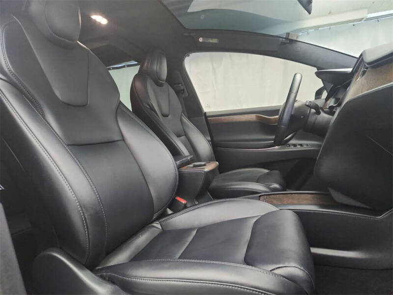 2020 Tesla Model X Long Range