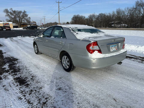 2004 Toyota Camry LE