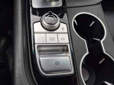 2023 Genesis G70