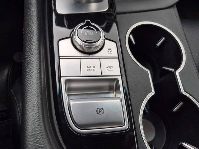 2023 Genesis G70