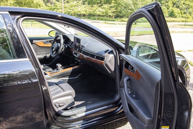 2023 Audi A4 quattro Premium 40 TFSI