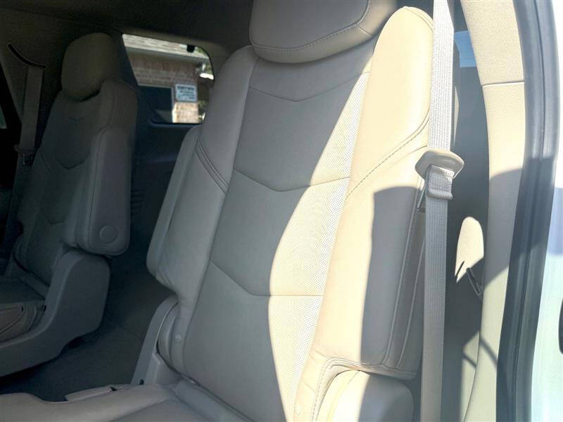 2016 Cadillac Escalade Luxury Collection