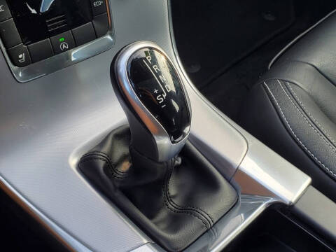 2017 Volvo S60 T5 Dynamic