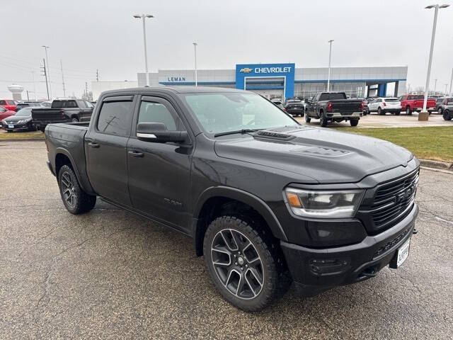 Used 2019 RAM Ram 1500 Pickup Laramie with VIN 1C6SRFJTXKN638957 for sale in Bloomington, IL