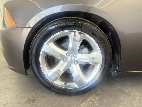 2014 Dodge Charger SE