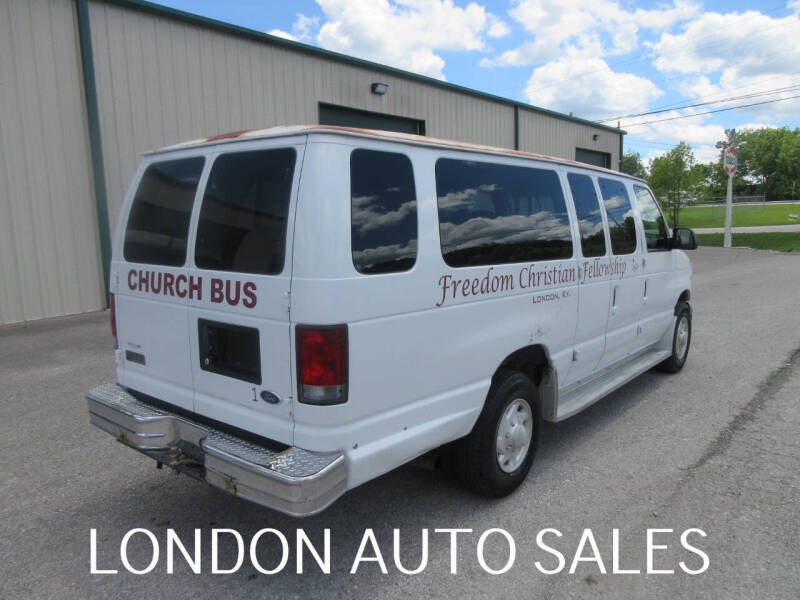 2001 Ford E-Series E-350 SD XLT