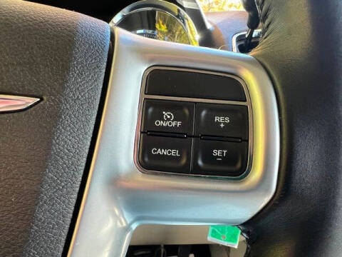 2013 Chrysler Town and Country Touring